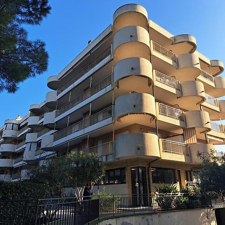 Appartamento - Terrazzo Vivibile Vista Mare, Wi-Fi Gratuito Vallecrosia Eksteriør billede