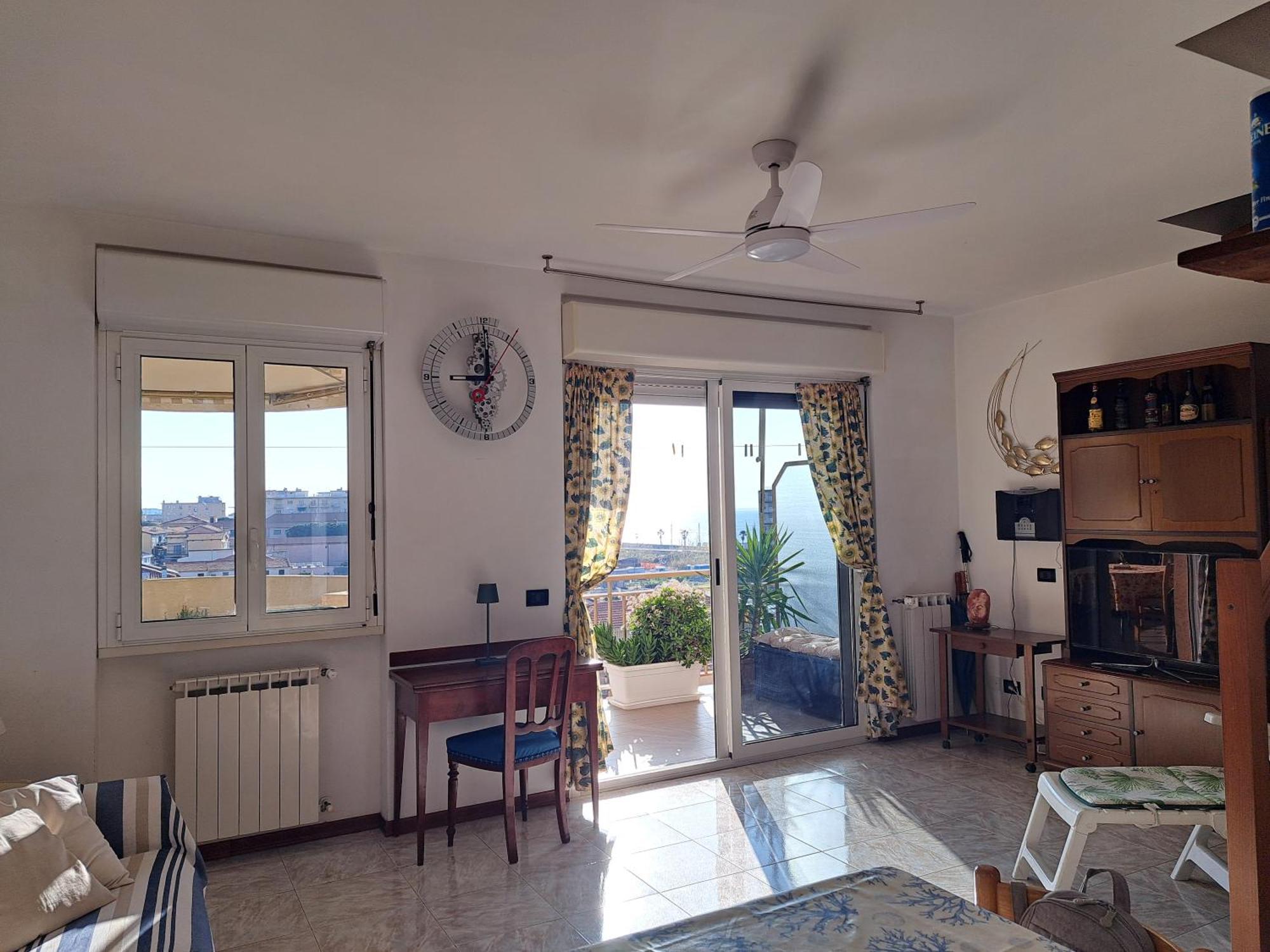 Appartamento - Terrazzo Vivibile Vista Mare, Wi-Fi Gratuito Vallecrosia Eksteriør billede